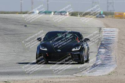 media/Oct-21-2023-Speed Ventures (Sat) [[ddf75163c5]]/Yellow/Grapevine/